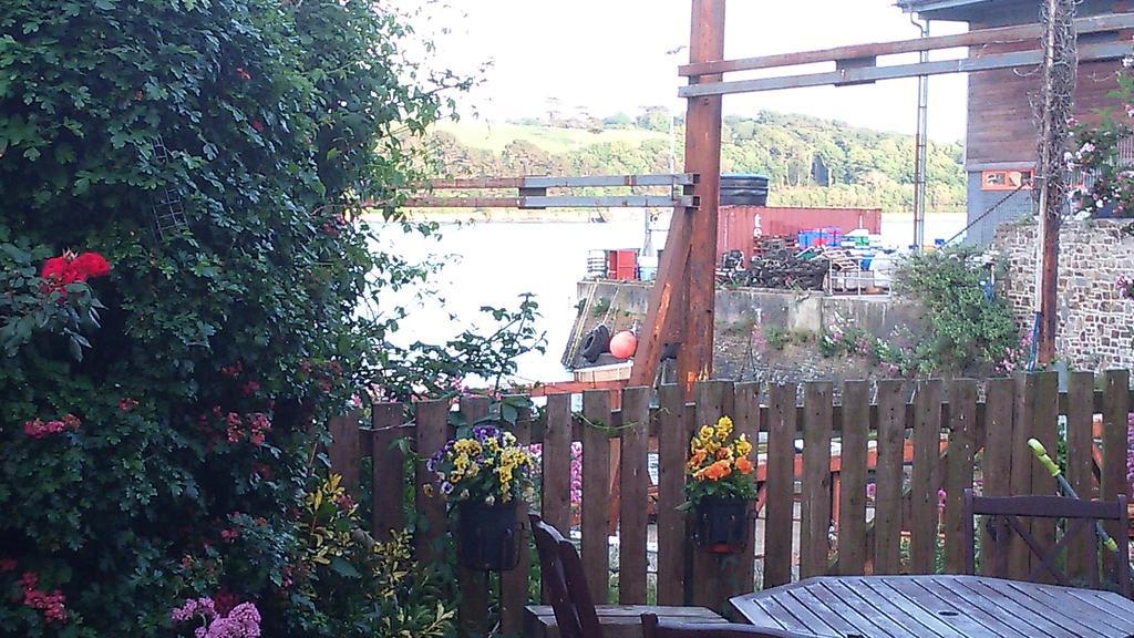 The Boat Yard Apartment Appledore Exterior photo