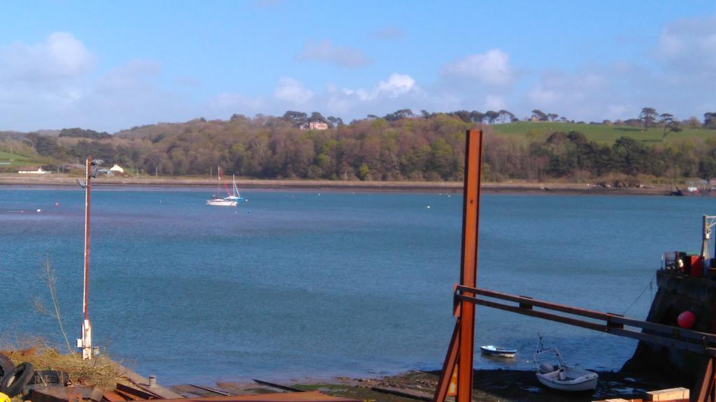 The Boat Yard Apartment Appledore Exterior photo